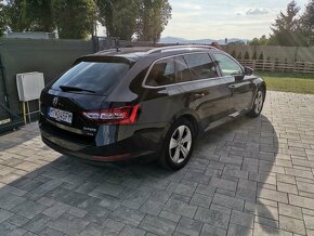 Skoda Superb Kombi 4x4 140kw dsg - 5