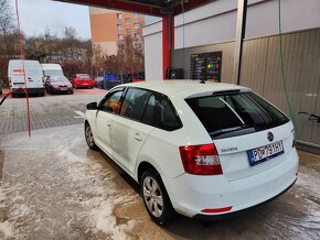 Predám Škoda Rapid spaceback 1.4tdi 66kw - 5