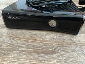 XBOX 360 - 5