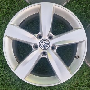 ORIGINÁL VOLKSWAGEN HLINÍKOVÉ DISKY 5x112 R17 - 5