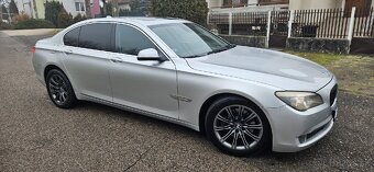 BMW rad 7 730D model F01 - 5