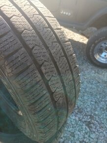 215/65r15C - 5