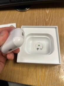 Apple AirPods Pro 2 - 5