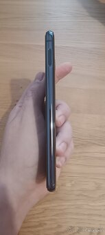 Samsung Galaxy s10e - 5