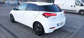 Hyundai i20 active - 5