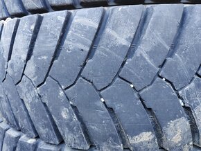 (8ks)  315/80 R22, 5 Bridgestone M-Drive 001 - 5