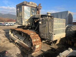 Buldozer , Stalinec - 5