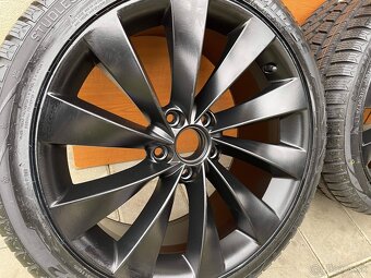 org. VW INTERLAGOS   5x112  8x18 ET 41 Passat Skoda 235 40 R - 5