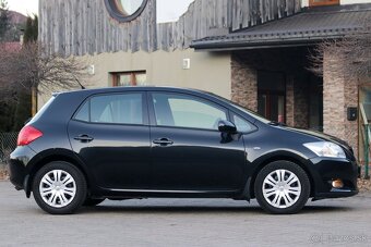 TOYOTA AURIS BENZÍN 1,6i VALVEMATIC - 5