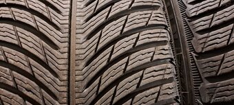 Predám 4ks jazdené zimné 235/40r19-96W Michelin - 5