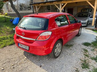 Predam Opel Astra H 1.6 i - 5