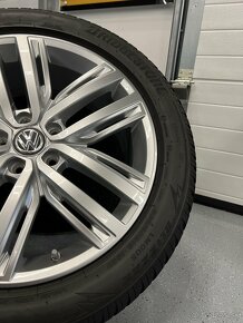 VW Volkswagen Auckland R19 - 5