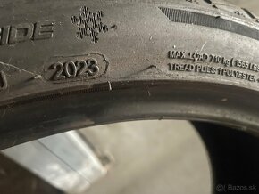 255/35 r19 zimne - 5