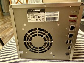 QNAP TS-412 dátové úložisko 4x - 1Tb disky - 5