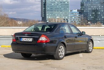 Mercedes-Benz E trieda Sedan 200 CDI Classic A/T - 5