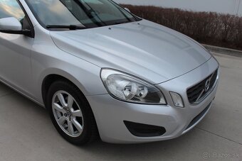 Volvo V60 2.0 D4 Kinetic - 5