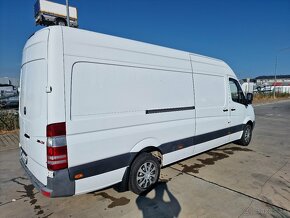 Mercedes Benz Sprinter - 5