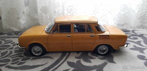 Predám Škoda 100 1:8 DeAgostini - 5