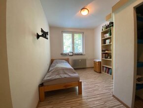 NA PREDAJ: 3 izb.byt v širšom CENTRE + BALKON + 2x murovaná  - 5