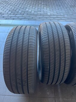 Michelin 235/50 R18 - 5