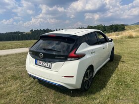 Nissan leaf - 5