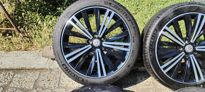 5x100 R18 --- VW TAIGO , T - CROSS - 5