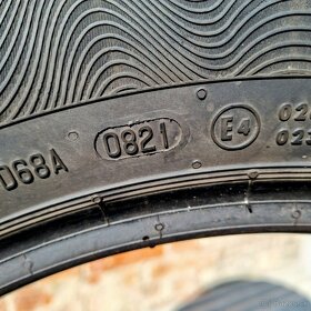 Continental 215/55 R17 - 5