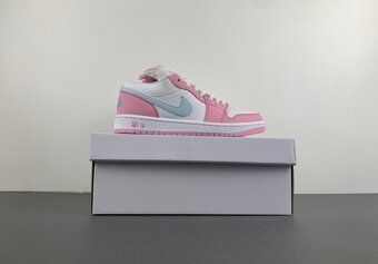 Jordan 1 Low SE Paw Print Pink Foam (Women's) - 5