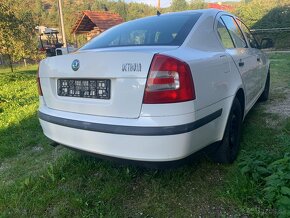 Predám Škoda octavia 2 1.6+lpg, výkon motora 75 kW, rok 2012 - 5