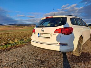 Opel Astra Sports Tourer kombi - 5