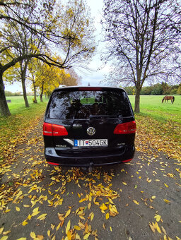 VOLKSWAGEN TOURAN 2,0 TDI HIGHLINE - 5