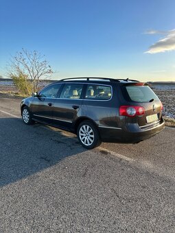 Volkswagen Passat 2.0 TDi - 5