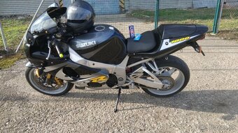 Suzuki GSXR 1000 K1 118Kw - 5