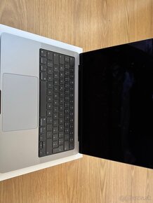 MACBOOK PRO M3 14’’//8GB RAM//512 SSD - 5