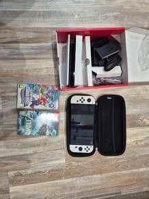 Predám Nintendo Switch OLED + 2x hra a puzdro - 5