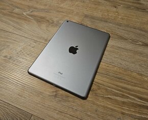 Apple iPad 6 32gb - 5