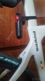 Pinarello Dogma F, F8, F10, Grevil a Paris na Varia - 5