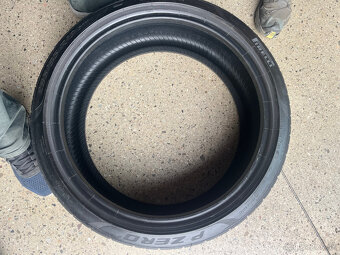 235/35 R19 91Y  PIRELLI P ZERO - 5