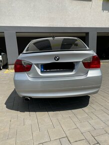 Predám BMW E90 320i - 5