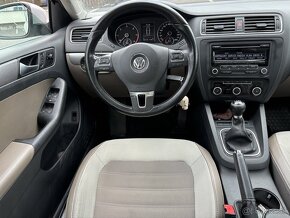 Volkswagen Jetta 2.0TDi CR - 5