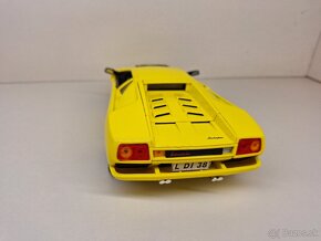 1:18 LAMBORGHINI DIABLO Ž - 5