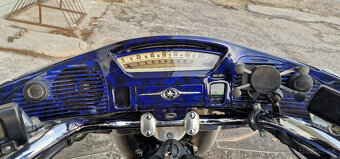 Yamaha Royal Star Venture - 5