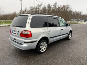 Ford Galaxy - 5