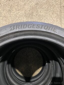 225/40 r19 Bridgestone - 5