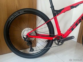 Predám Trek Supercaliber 9.6, 2023, Top, 150km Nájazd - 5