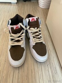 Air Jordan 1 High Travis Scott Reverse Mocha Fake - 5