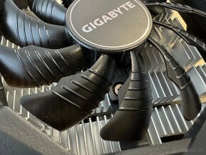 GIGABYTE GeForce RTX™ 3050 WINDFORCE OC 6G - 5