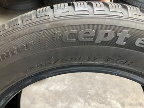 Hankook 235/55 R17 zimné - 5