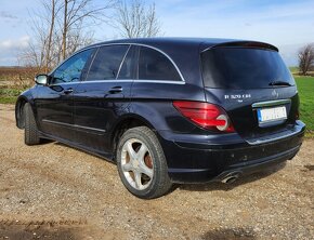 Rozpredam na diely... Mercedes R320 cdi w251 - 5