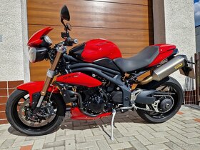 Triumph Speed Triple 1050 - 5